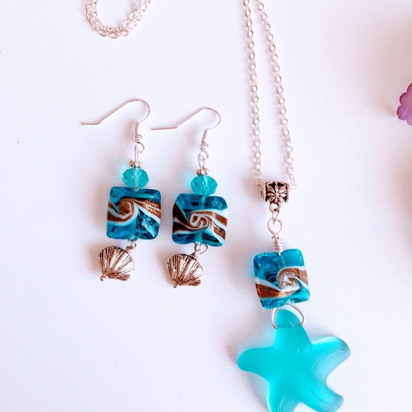Blue starfish seaglass pendant necklace set - Picture 4 of 4